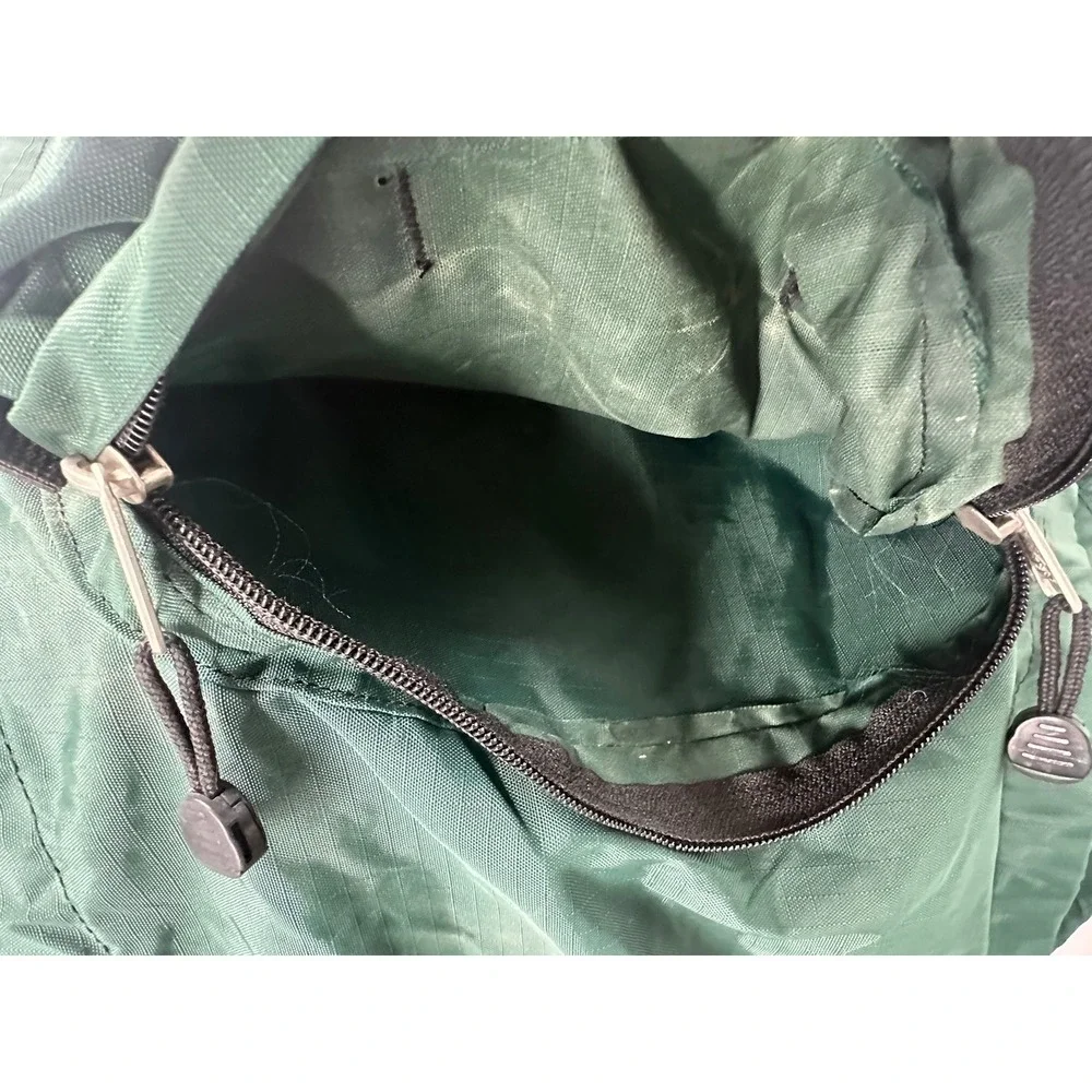 REI Trekker Wonderland‎ Backpack Rucksack Green Black Camping Hiking Outdoor Bag